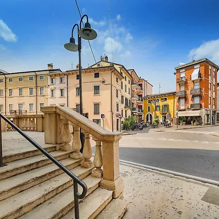 La Piazzetta Centralissimo Ristrutturato Wifi * 卡普里诺韦罗内塞